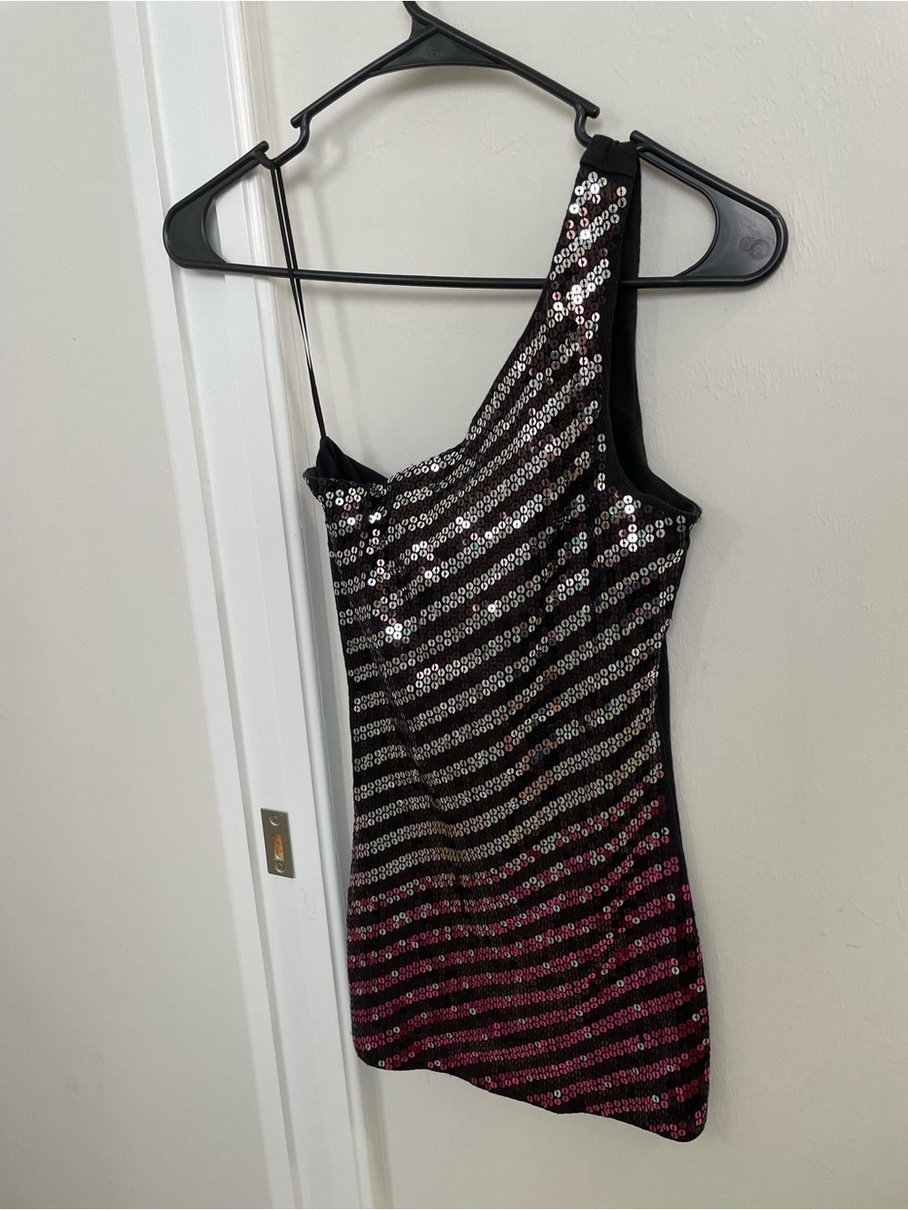 Sparkling Express One-Shoulder Sequin Party Tank Top- XS.